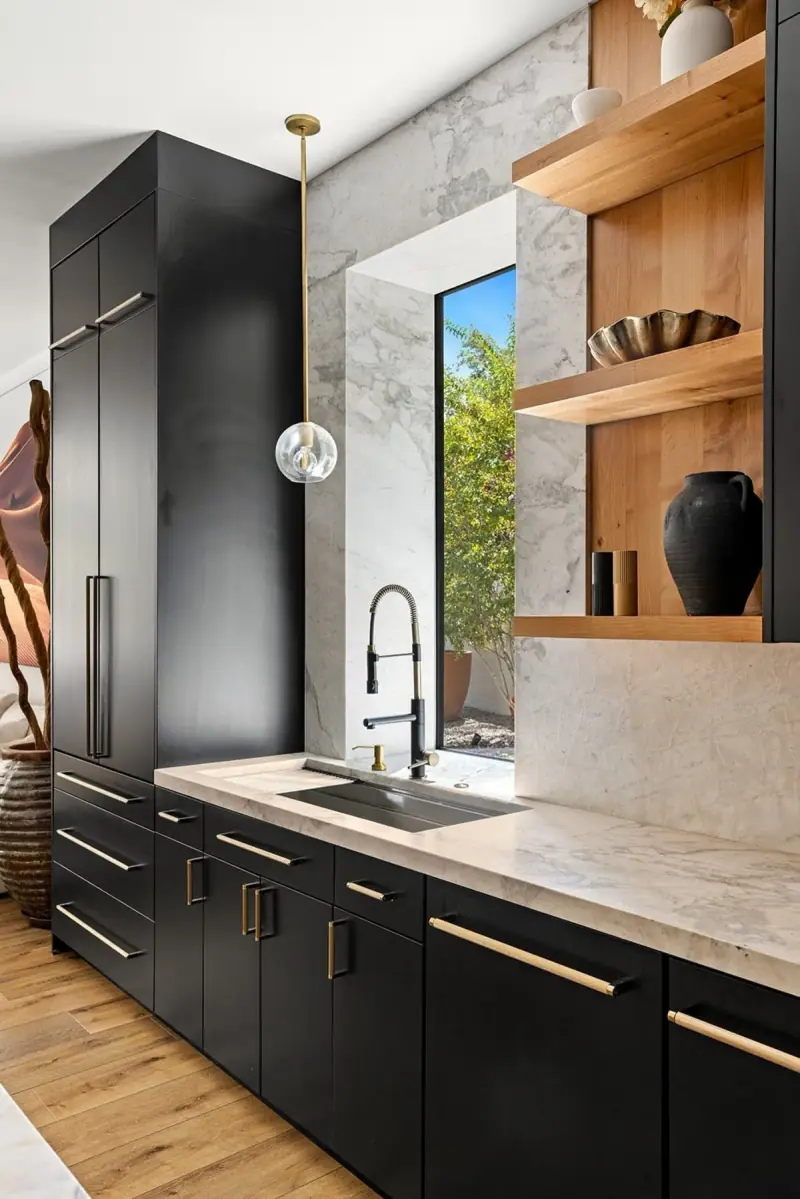 Modern Kitchen Remodel in Las Vegas, NV by Cera Construction project photo 6